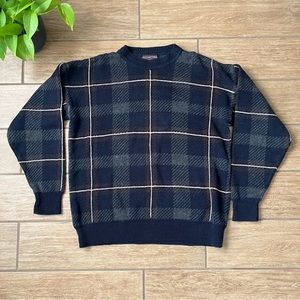 Roundtree & Yorke vintage crewneck plaid holiday sweater. Size S